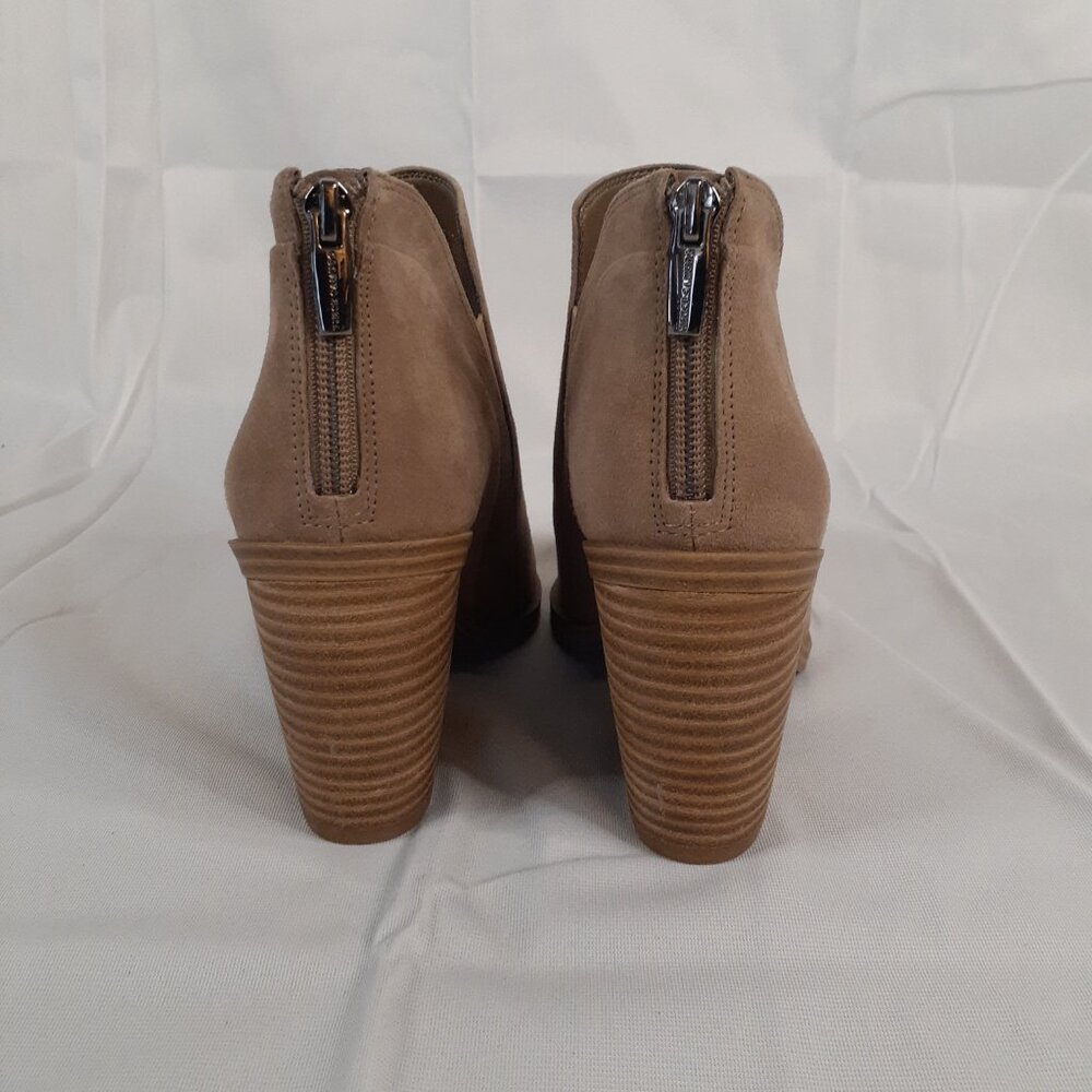Vince Camuto Ankle Boots - Size 8M - Picture 4 of 5